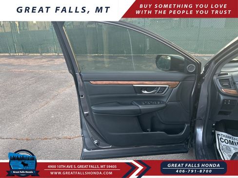 Used 2020 Honda CR-V Touring image 10