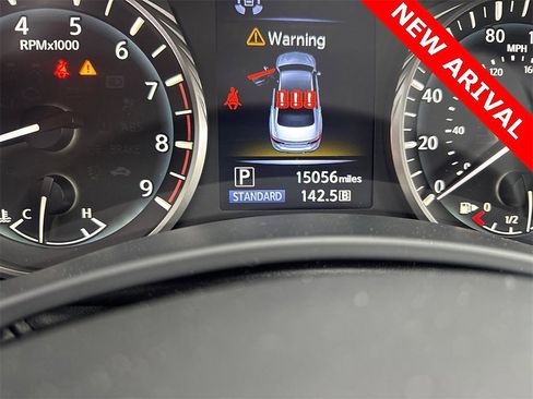 Used 2023 INFINITI Q50 Sensory image 2