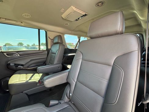 Used 2016 GMC Yukon XL Denali w/ Open Road Package AWD/4WD image 20