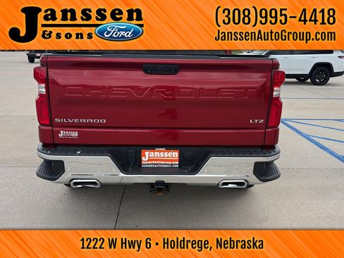Used 2023 Chevrolet Silverado 1500 LTZ w/ Technology Package AWD/4WD image 7