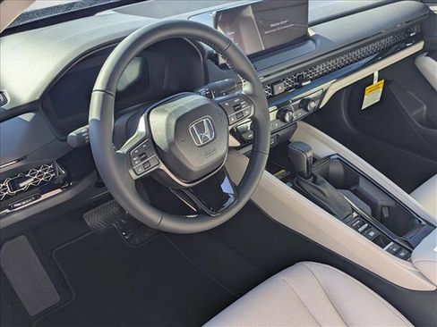 New 2025 Honda Accord EX-L image 3
