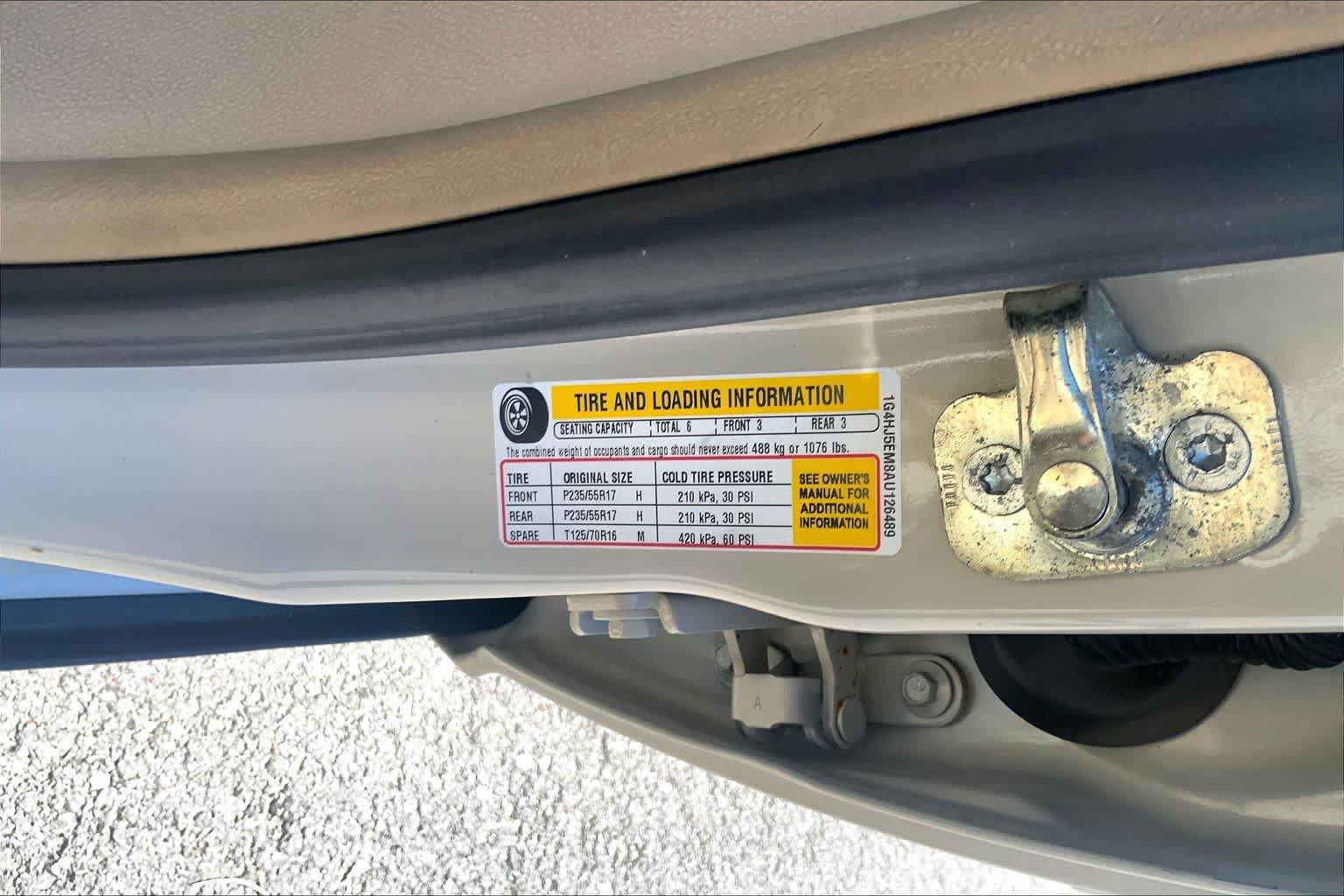 Used 2010 Buick Lucerne CXL FWD image 31