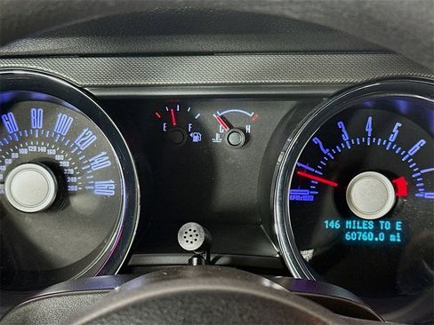 Used 2012 Ford Mustang Convertible image 15