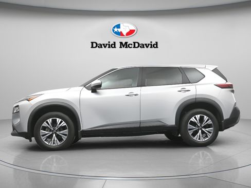 Used 2023 Nissan Rogue SV AWD/4WD image 30