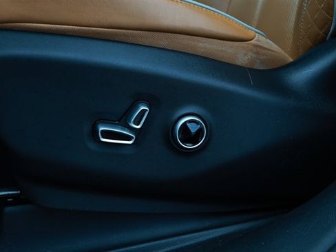 Used 2022 Chrysler Pacifica Pinnacle FWD image 25
