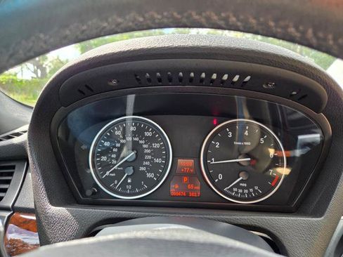 Used 2013 BMW X5 xDrive35i w/ Convenience Pkg image 22