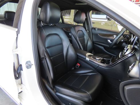 Used 2019 Mercedes-Benz C 300 4MATIC Sedan w/ Premium Package image 32
