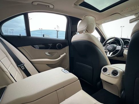 Used 2019 Mercedes-Benz C 300 Sedan image 27