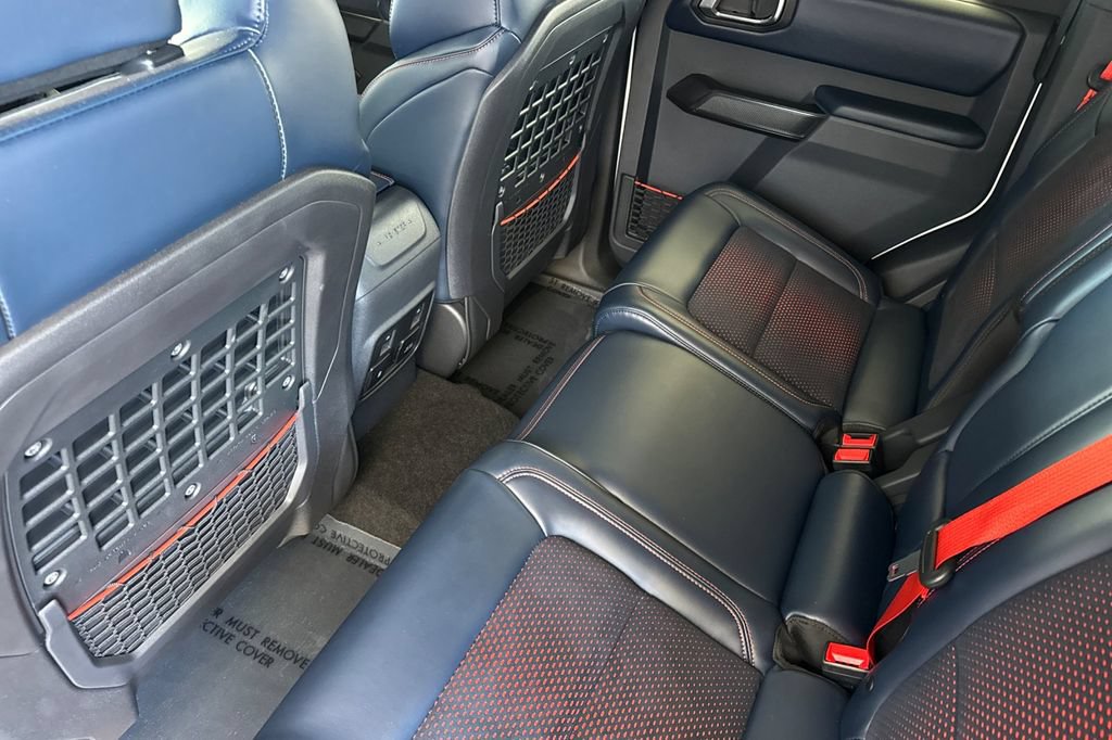 Used 2024 Ford Bronco Raptor AWD/4WD image 11