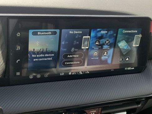 New 2026 Nissan Kicks SR image 33