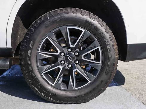 Used 2022 Chevrolet Tahoe Z71 AWD/4WD image 10