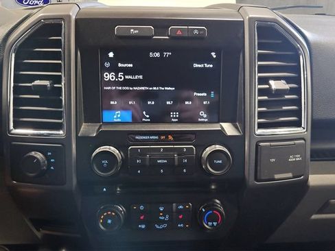 Used 2016 Ford F150 XLT w/ Equipment Group 302A Luxury AWD/4WD image 16