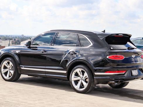 Used 2021 Bentley Bentayga AWD/4WD image 6