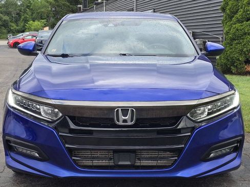 Used 2019 Honda Accord Sport image 9
