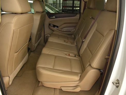 Used 2019 GMC Yukon XL SLT w/ Open Road Package image 20