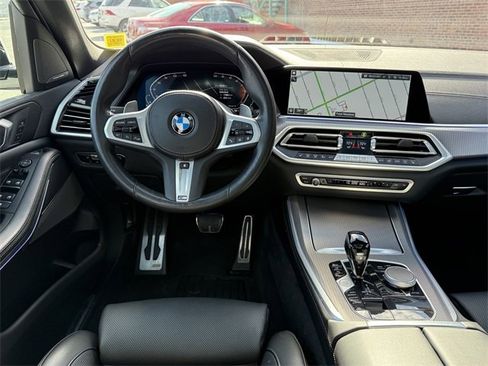 Used 2023 BMW X5 xDrive40i w/ M Sport Package image 12