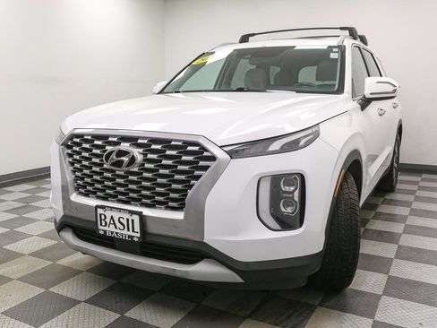 Used 2021 Hyundai Palisade SEL w/ Premium Package AWD/4WD image 4