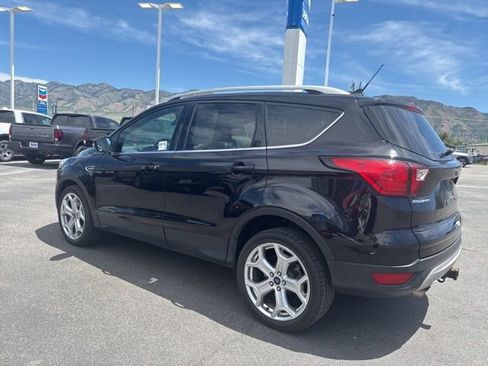 Used 2019 Ford Escape Titanium AWD/4WD image 5