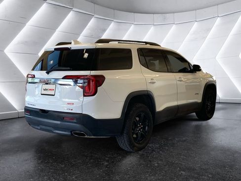 Used 2023 GMC Acadia AT4 w/ Technology Package AWD/4WD image 4
