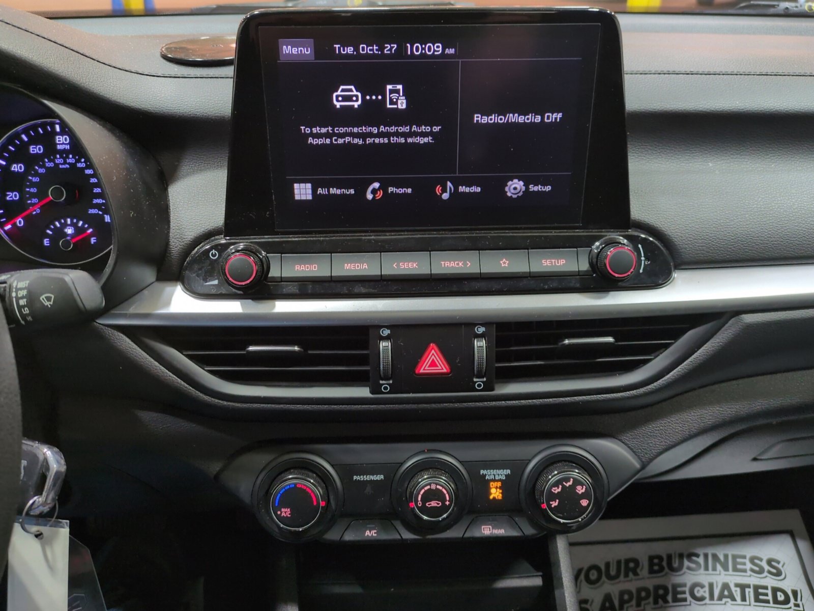 Certified 2023 Kia Forte LXS w/ LXS Technology Package FWD image 21