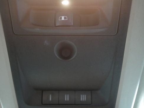 Used 2018 RAM 1500 Big Horn AWD/4WD image 31