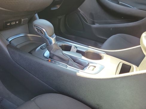 Used 2024 Chevrolet Malibu LT image 29