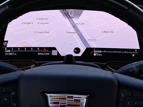 Used 2024 Cadillac Escalade Premium Luxury image 13