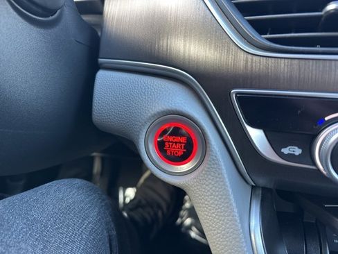 Used 2020 Honda Accord LX image 12