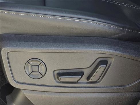 Certified 2025 Audi Q5 Premium w/ Convenience Package image 15