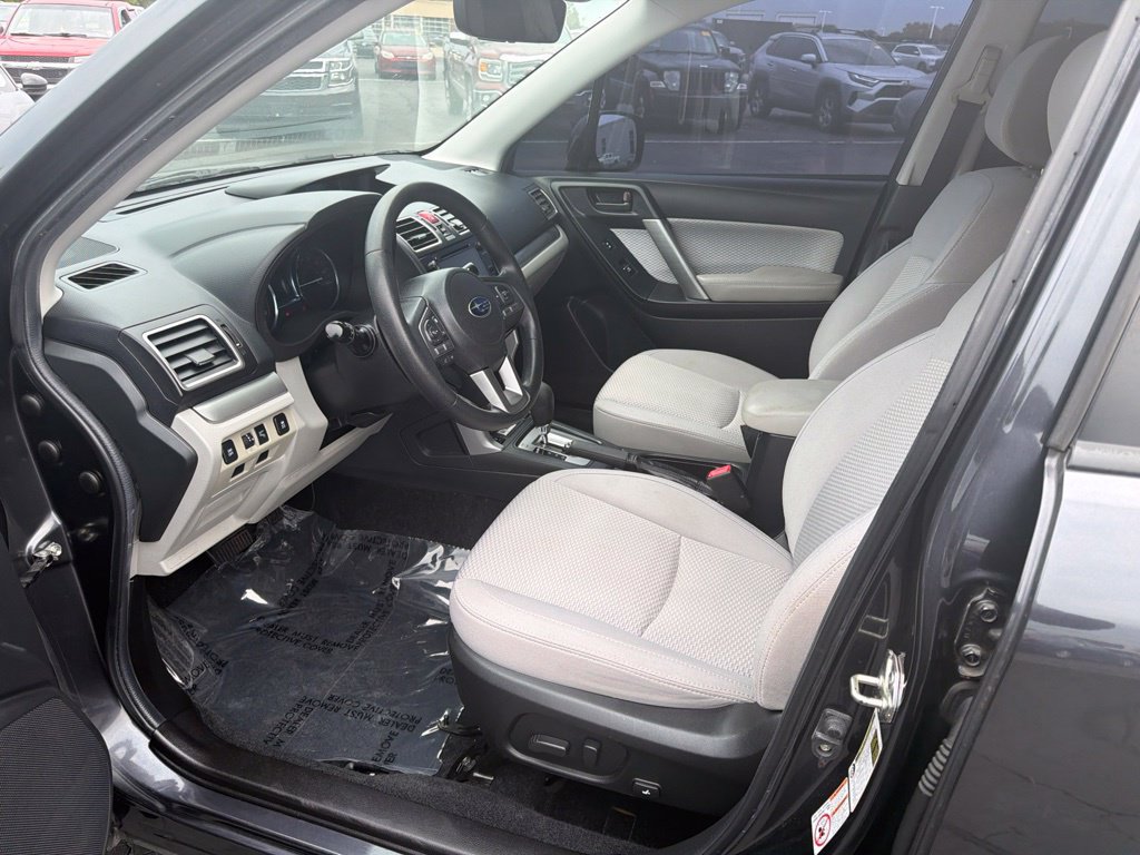 Used 2018 Subaru Forester 2.5i Premium AWD/4WD image 10