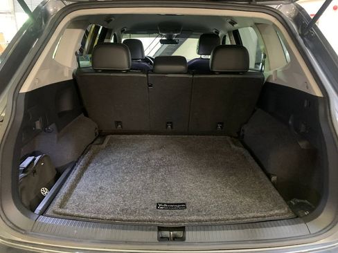 Used 2022 Volkswagen Tiguan SE AWD/4WD image 18
