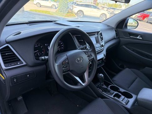 Used 2018 Hyundai Tucson SE w/ Cargo Package FWD image 12
