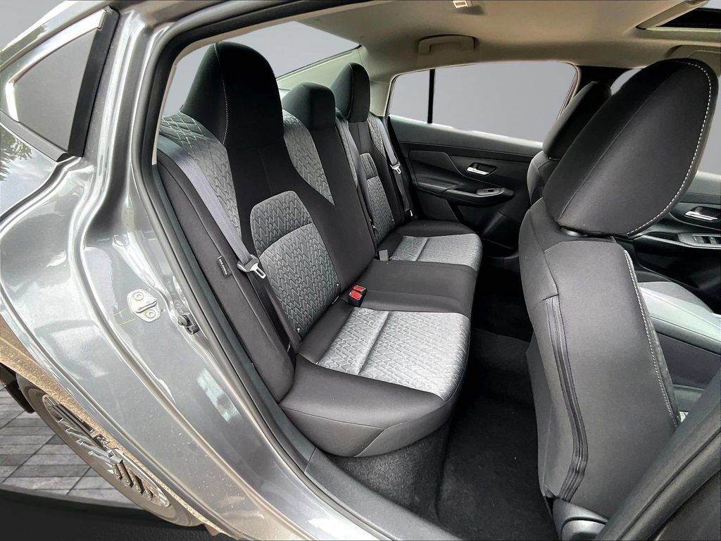 New 2026 Nissan Sentra SV w/ SV Convenience Package FWD image 9