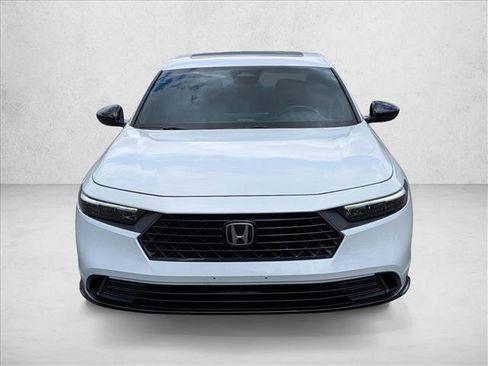 Used 2023 Honda Accord Sport image 2