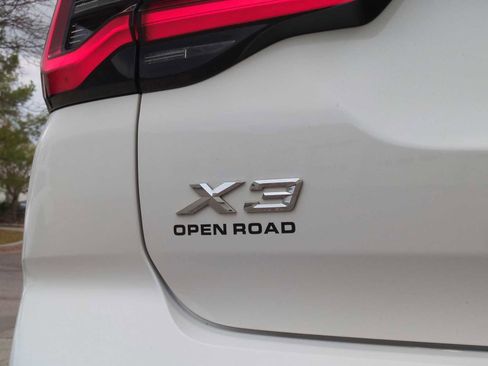 Used 2023 BMW X3 xDrive30i w/ Premium Package image 13