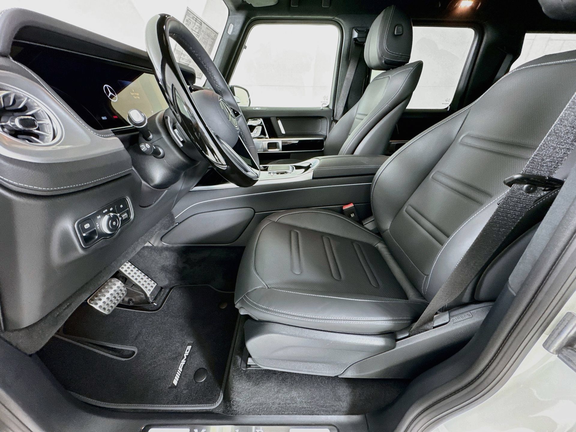New 2027 Mercedes-Benz G 580 e image 23