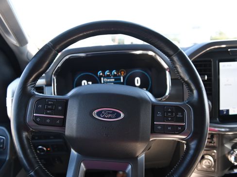Used 2022 Ford F150 Lariat AWD/4WD image 18