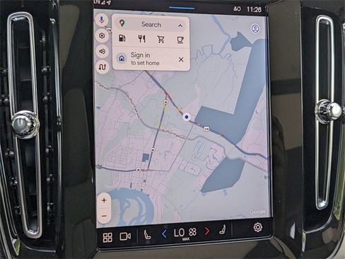 New 2025 Volvo XC40 B5 Ultra image 24