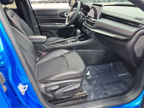 Certified 2025 Jeep Compass Trailhawk w/ Trailhawk Convenience Group image 8