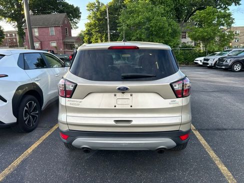 Used 2017 Ford Escape SE w/ SE Cold Weather Package FWD image 7