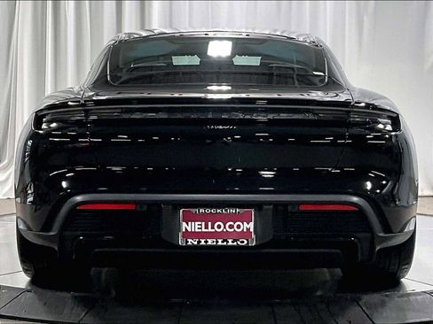 New 2026 Porsche Taycan image 6