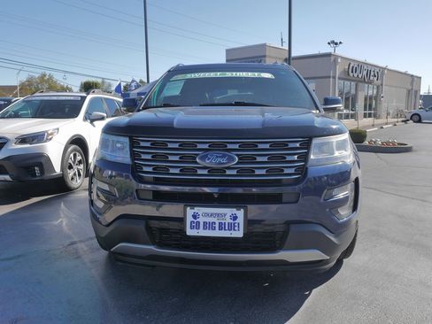 Used 2016 Ford Explorer Limited image 3