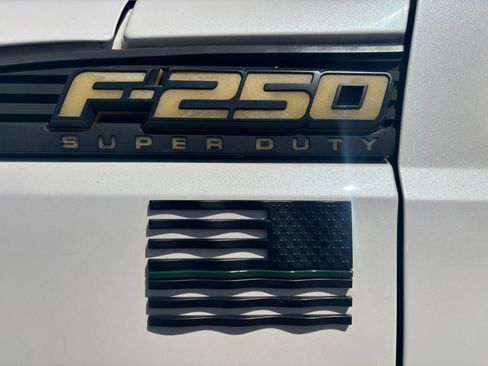 Used 2016 Ford F250 Lariat w/ Lariat Ultimate Package image 13