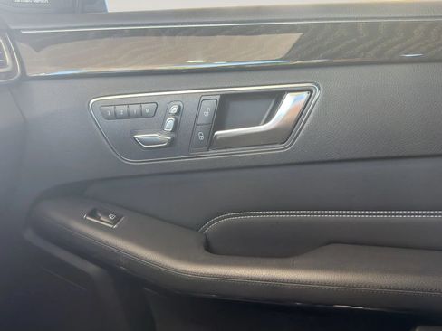 Used 2016 Mercedes-Benz E 350 Sedan image 17
