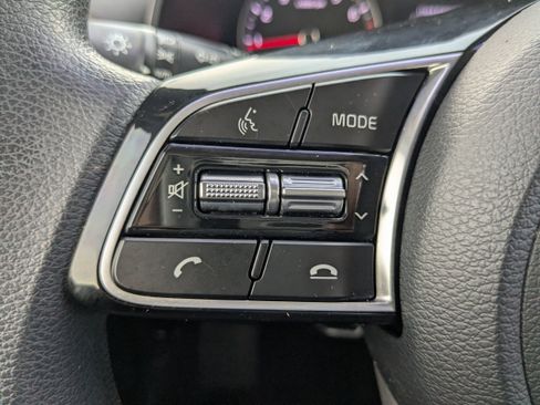Used 2019 Kia Forte LXS image 23