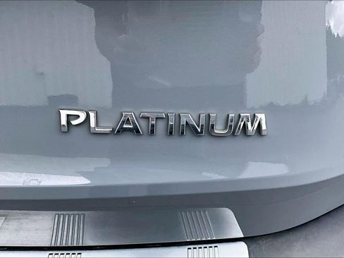 Used 2023 Nissan Rogue Platinum w/ Platinum Premium Package FWD image 24