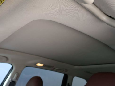 Used 2019 Subaru Ascent Touring w/ Popular Package #2 AWD/4WD image 12