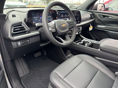 New 2026 Chevrolet Traverse LT w/ Sun and Wheel Package image 11
