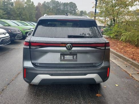 New 2026 Volkswagen Tiguan SE image 5