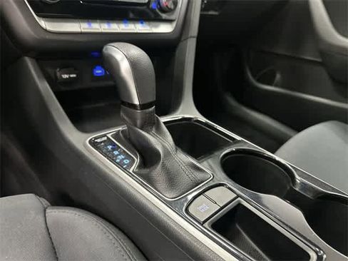 Used 2018 Hyundai Sonata SE image 24